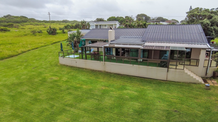 7 Bedroom Property for Sale in Marshstrand Eastern Cape